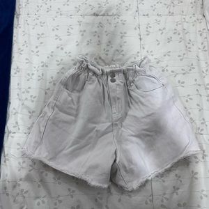 Princess Polly white shorts